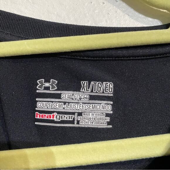 Under Armour Black Tech V-Neck Short Sleeve T-Shirt Sz XL - Picture 6 of 12